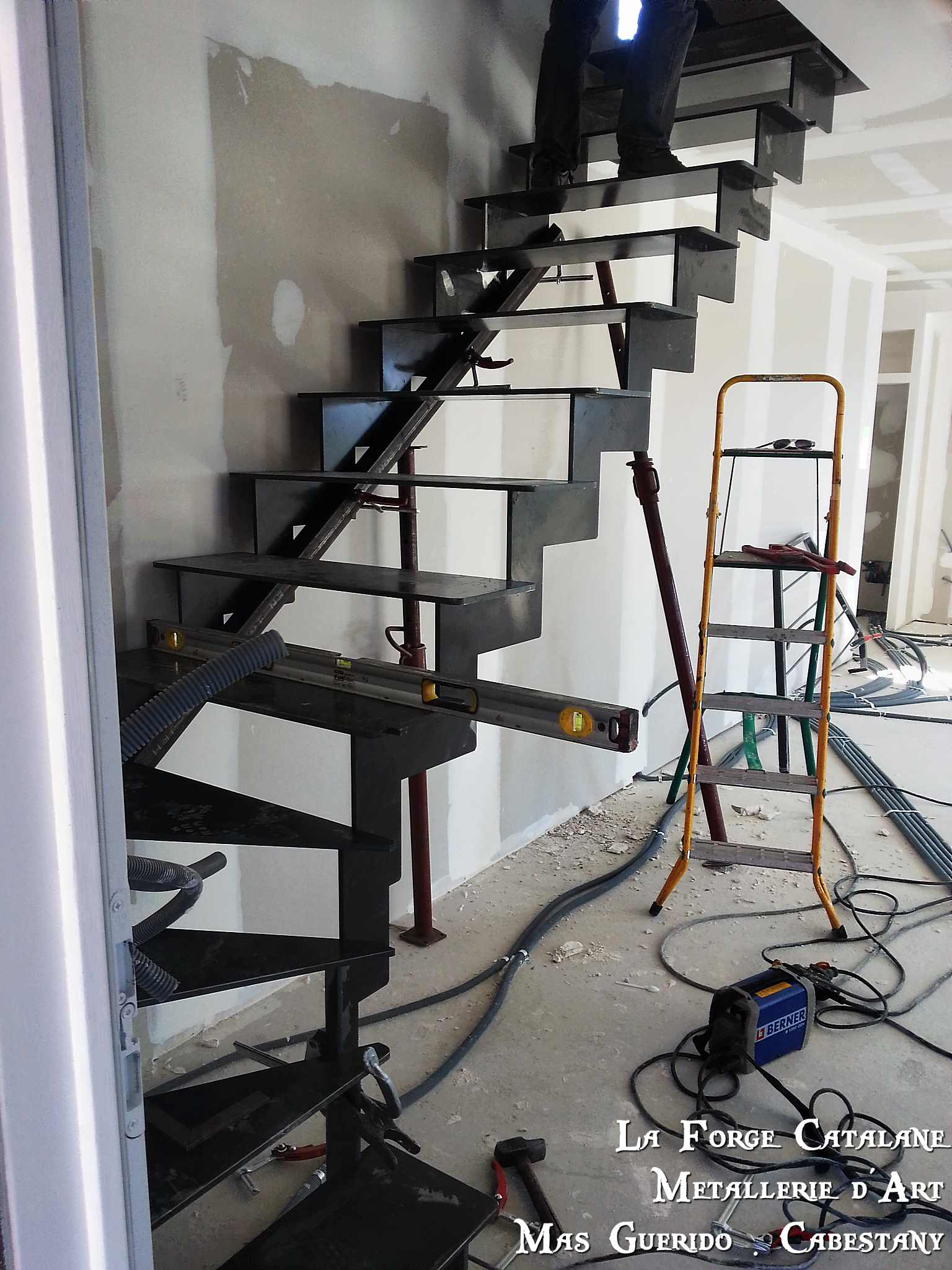 Limon cremaillere double decoupe laser marches fer 9 forge catalane.jpg